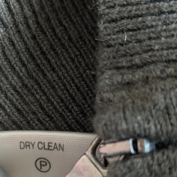 Tommy Bahama Cashmere Full Zip Sweater in Olive Green size Small Soft Warm - Picture 4 of 7